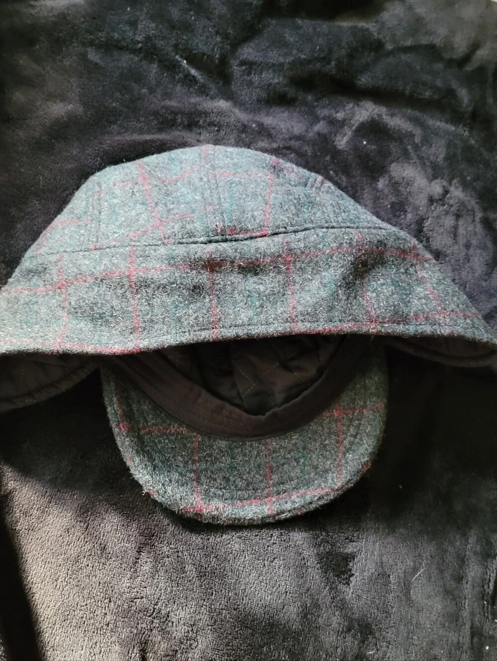 L.L. Bean Adults' Maine Guide Wool Cap with PrimaLoft Plaid Size XL